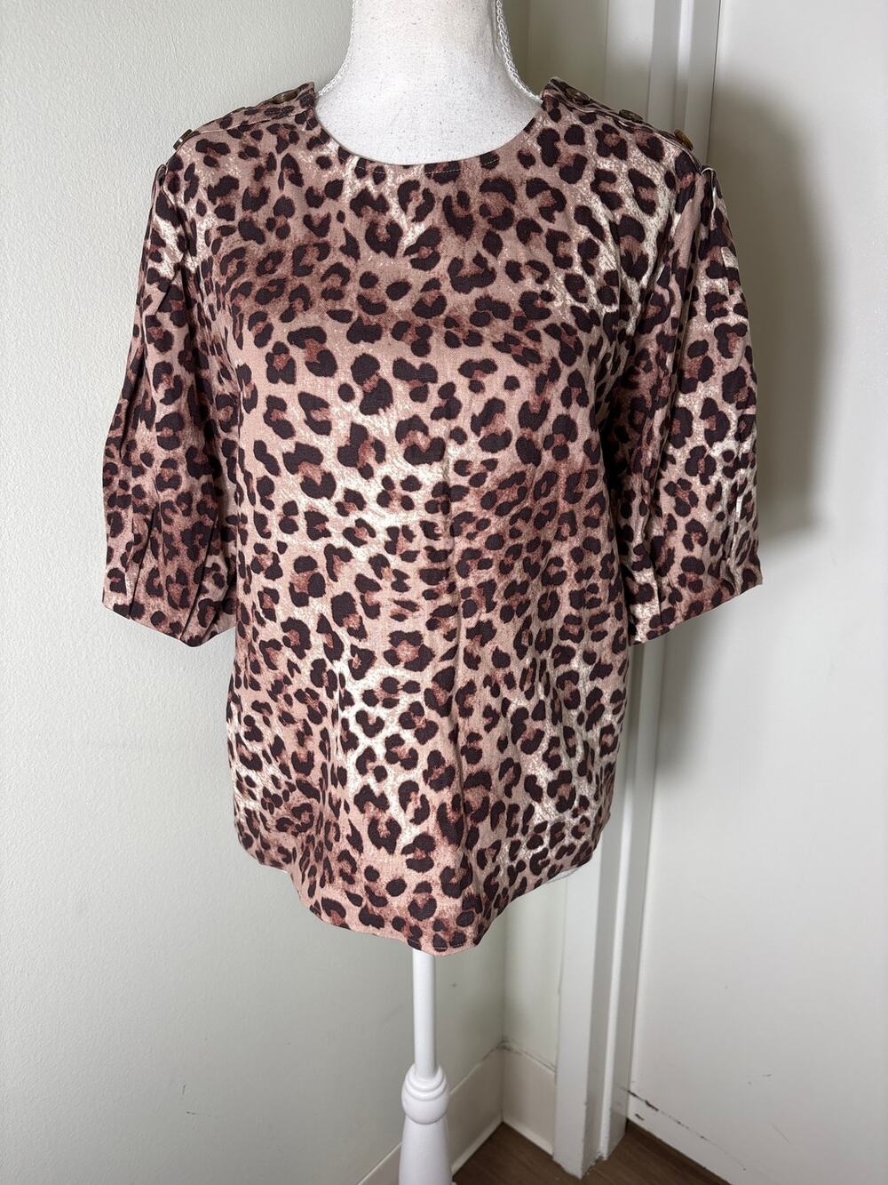 NWT Rebecca Minkoff Tan Cheetah Half Puff Sleeve "Devin Top" Sz S